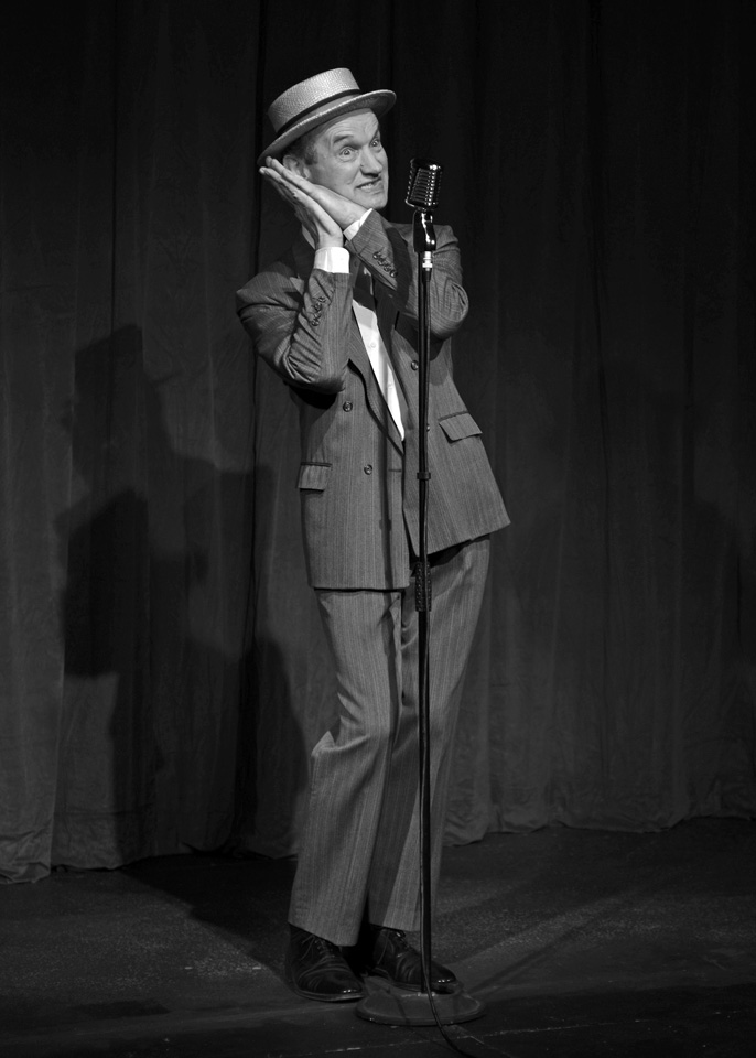 Daniel Bryant in The Entertainer, 2013