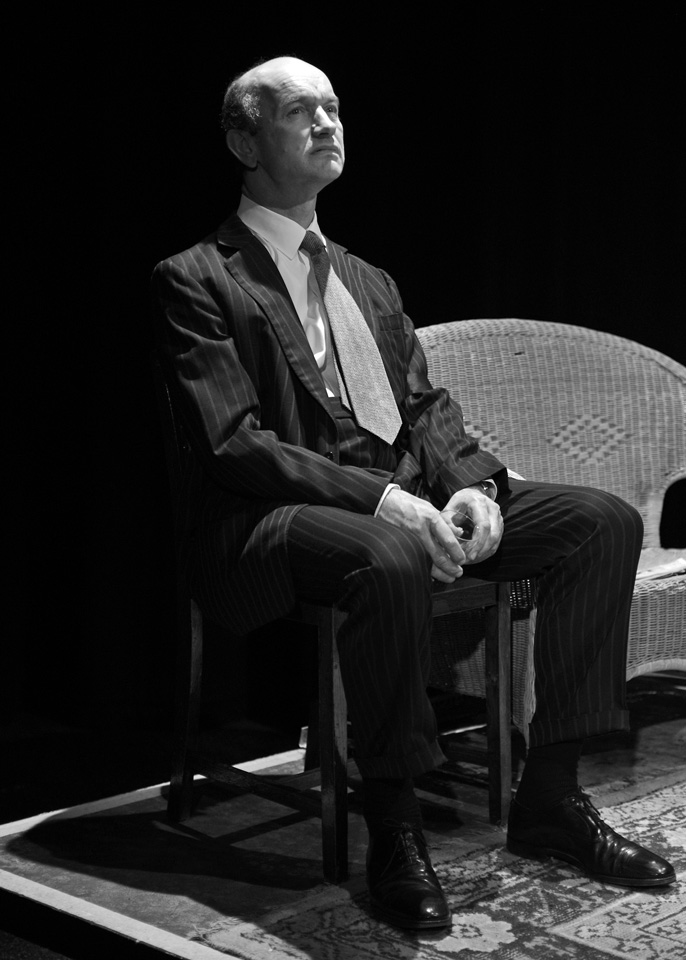 Daniel Bryant in The Entertainer, 2013