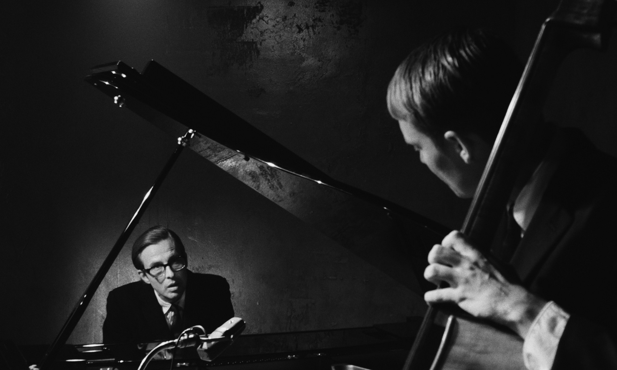 Everybody Digs Bill Evans