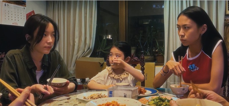 Left Handed Girl image