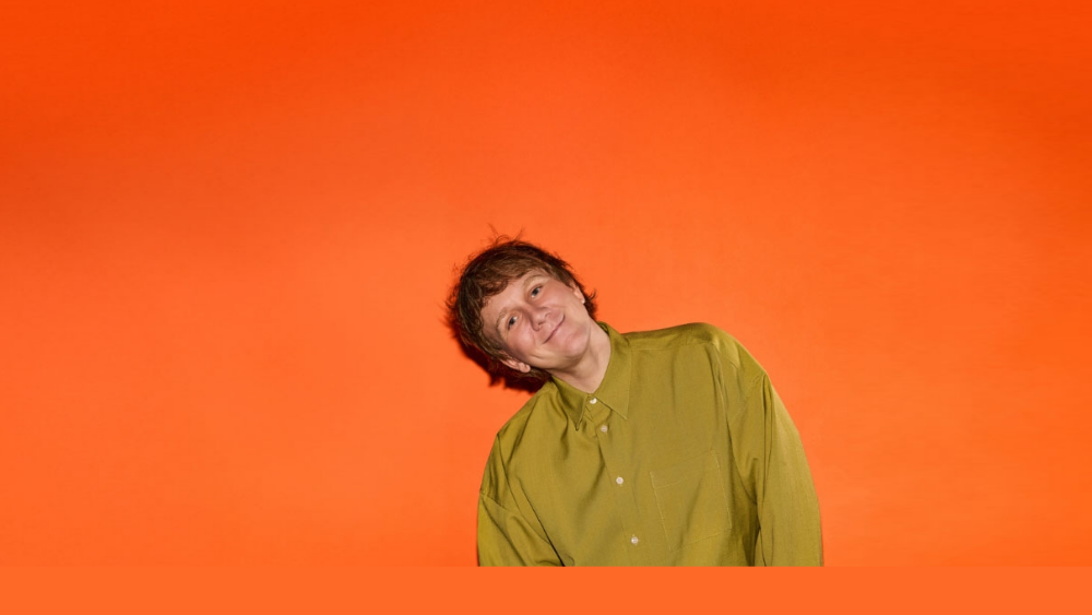 Josh Thomas:Jiggle, Jiggle