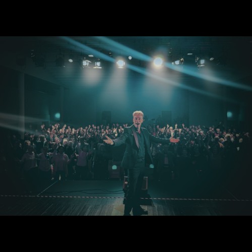 Choir in a night