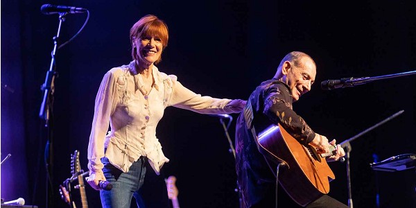 Kiki Dee and Carmelo Luggeri