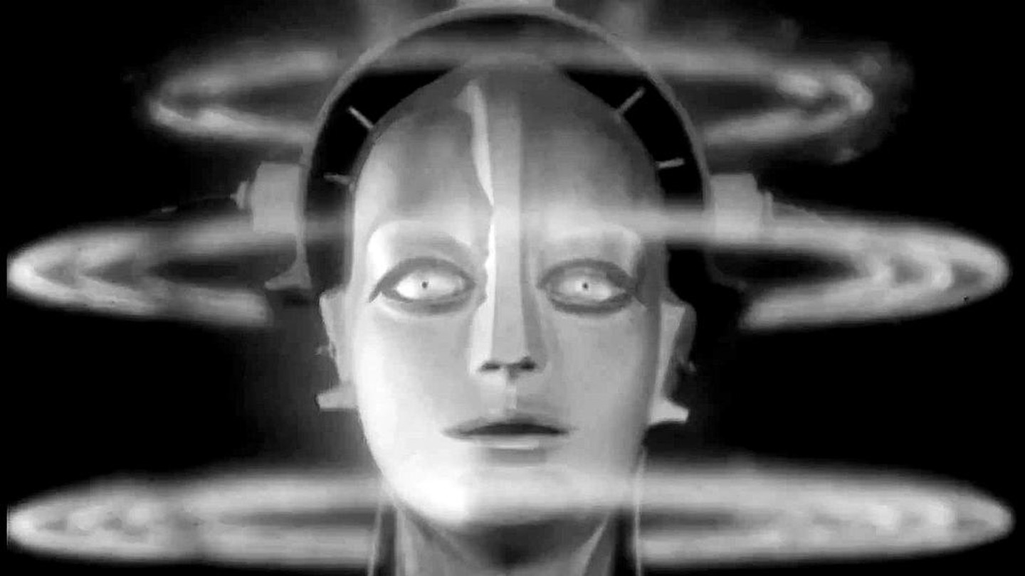 Metropolis with Live Piano