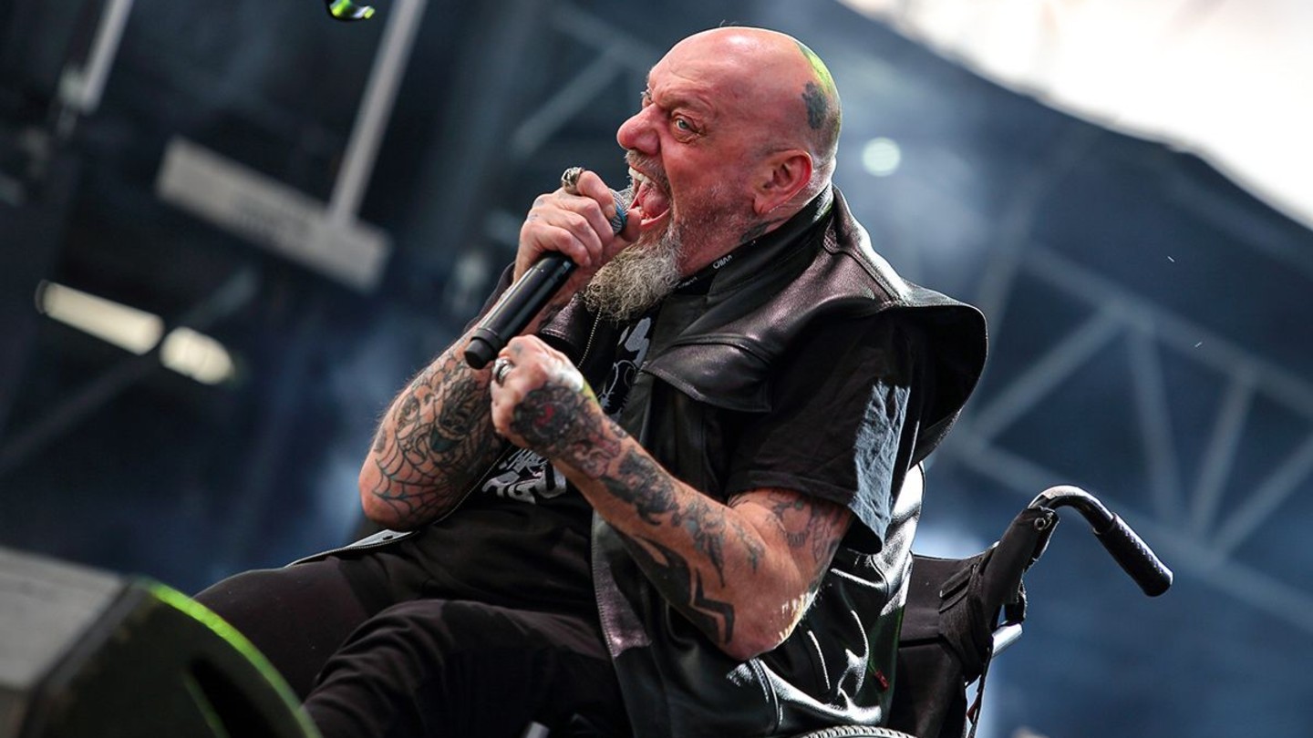 Di'Anno: Iron Maiden's Lost Singer + Intro