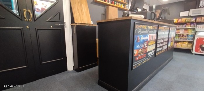 Photo showing bar