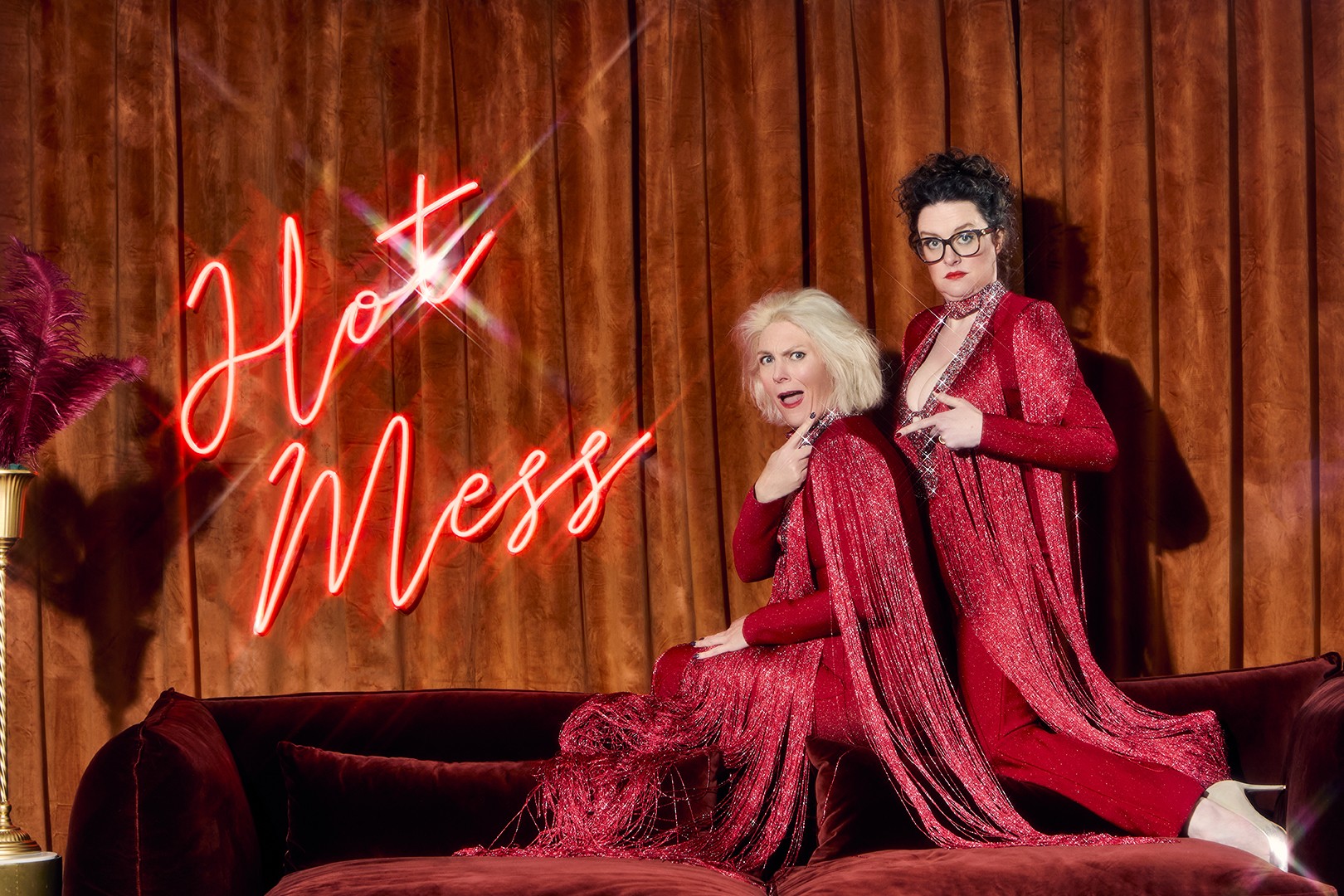 SCUMMY MUMMIES: HOT MESS