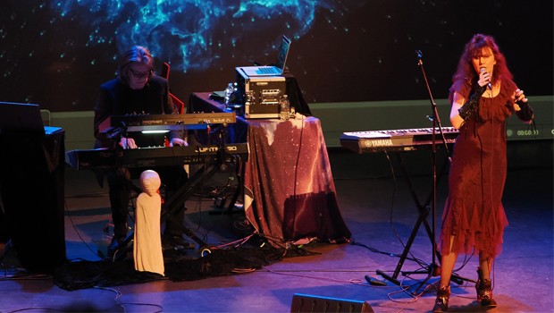 David Wright and Carys - Beyond the Airwaves