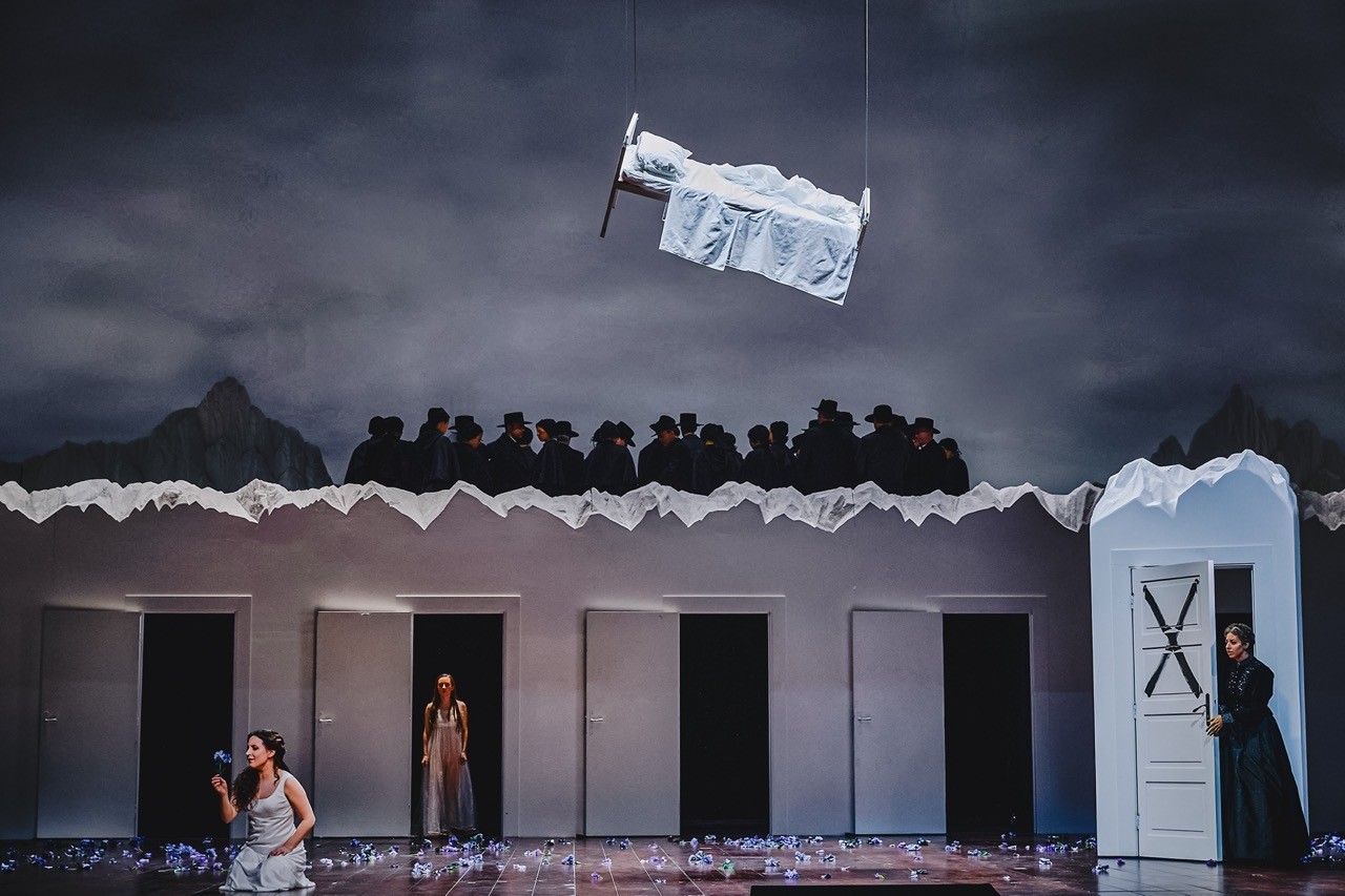 The Metropolitan Opera: La Sonnambula (New Production, 2025)