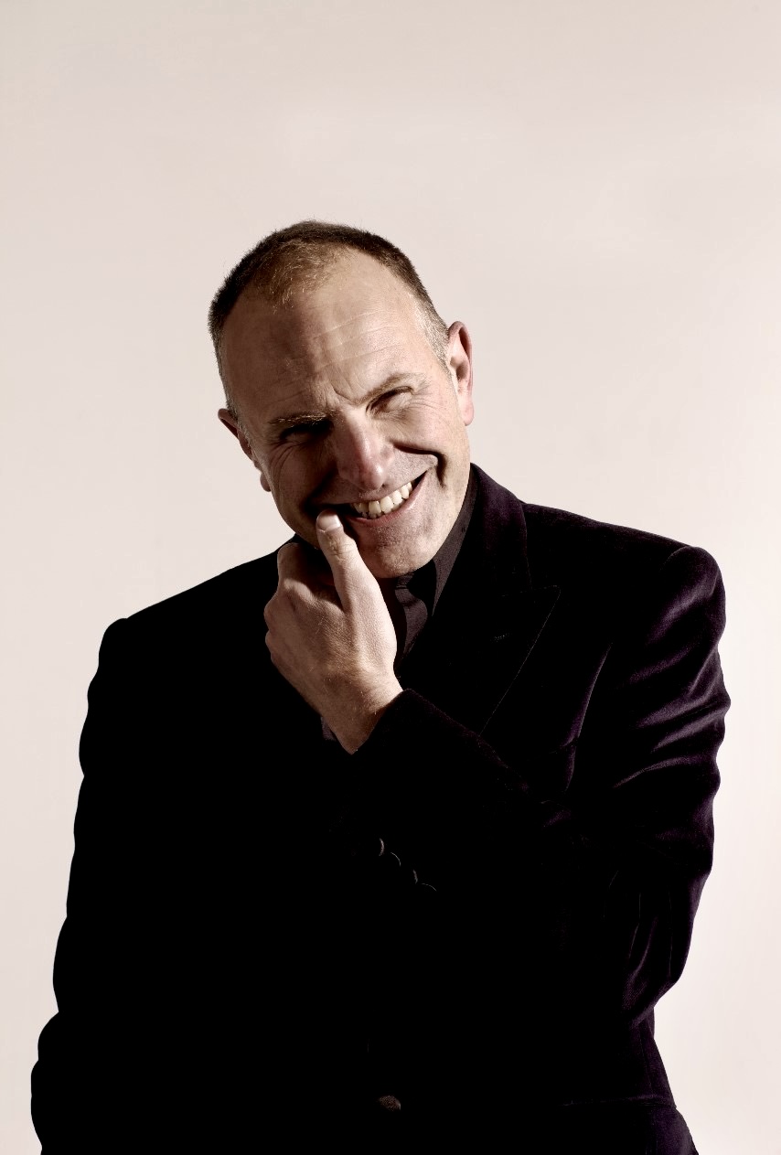 Simon Evans - Live at Kidderminster Town Hall