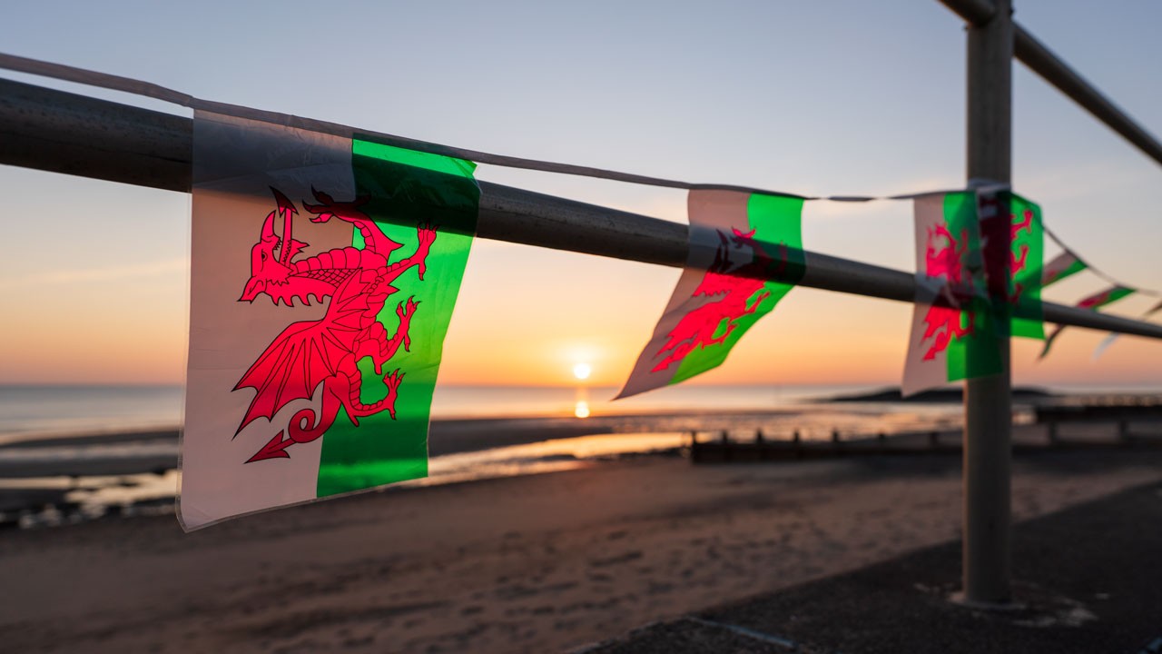 Iaith I Bawb