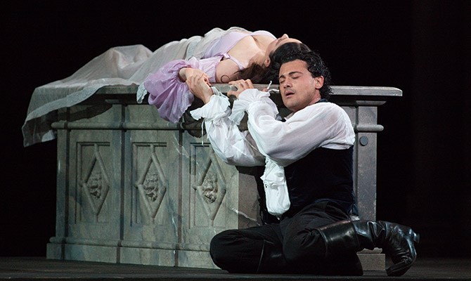 Met Summer Encore: Romeo & Juliette