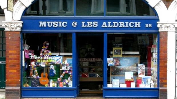 10% Off Music @ Les Aldrich