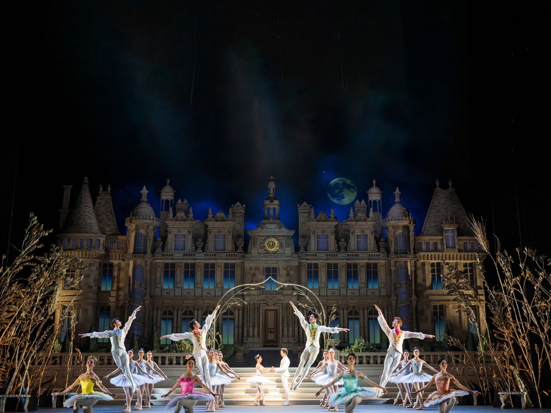 Royal Ballet & Opera: Cinderella