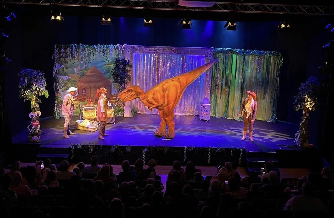 The Dinosaur TimeWarp - A Dinosaur Panto