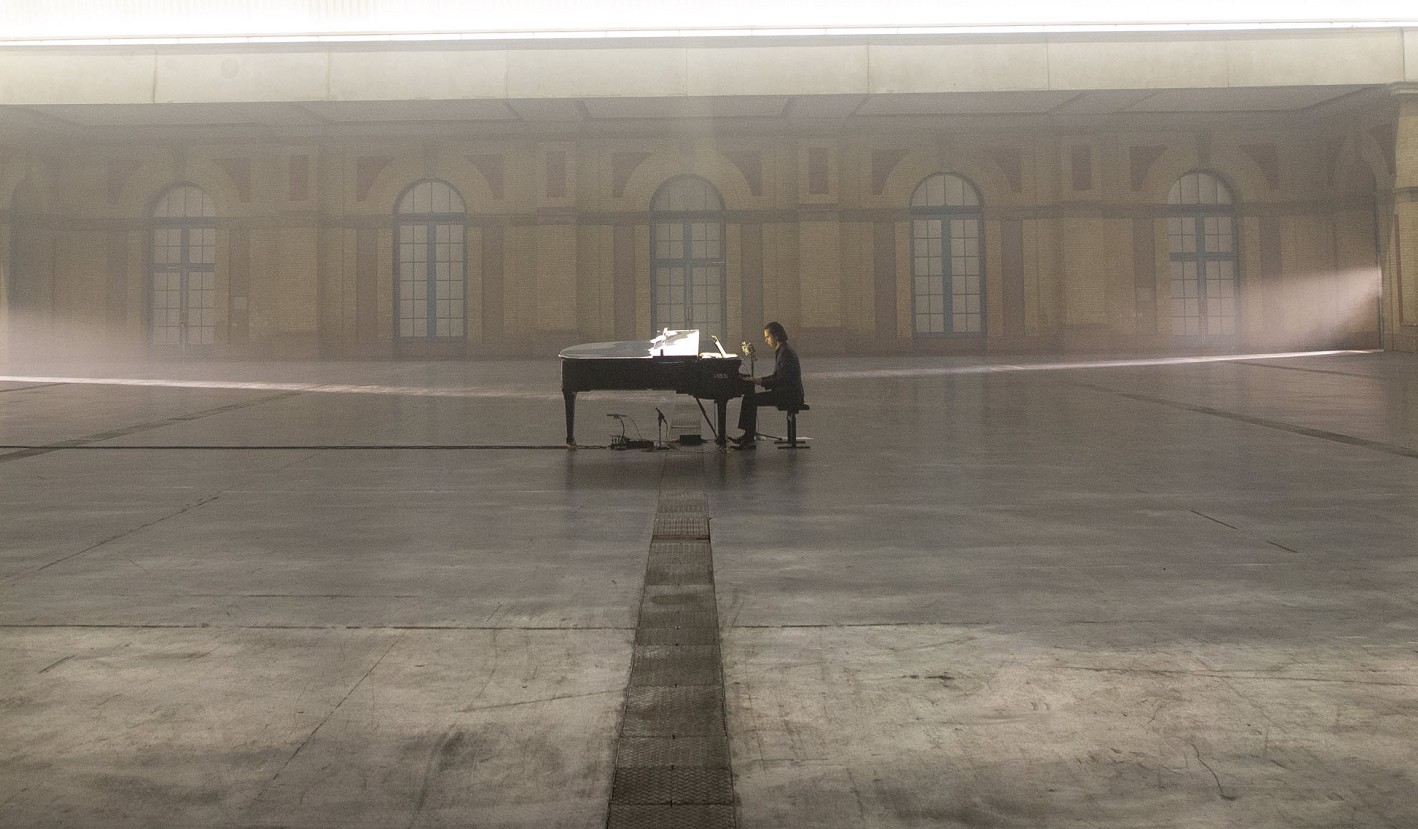 IDIOT PRAYER: NICK CAVE ALONE AT ALEXANDRA PALACE