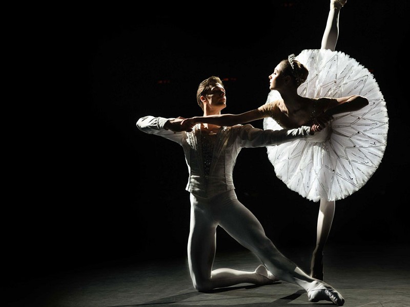 Bolshoi Ballet 21-22: Jewels