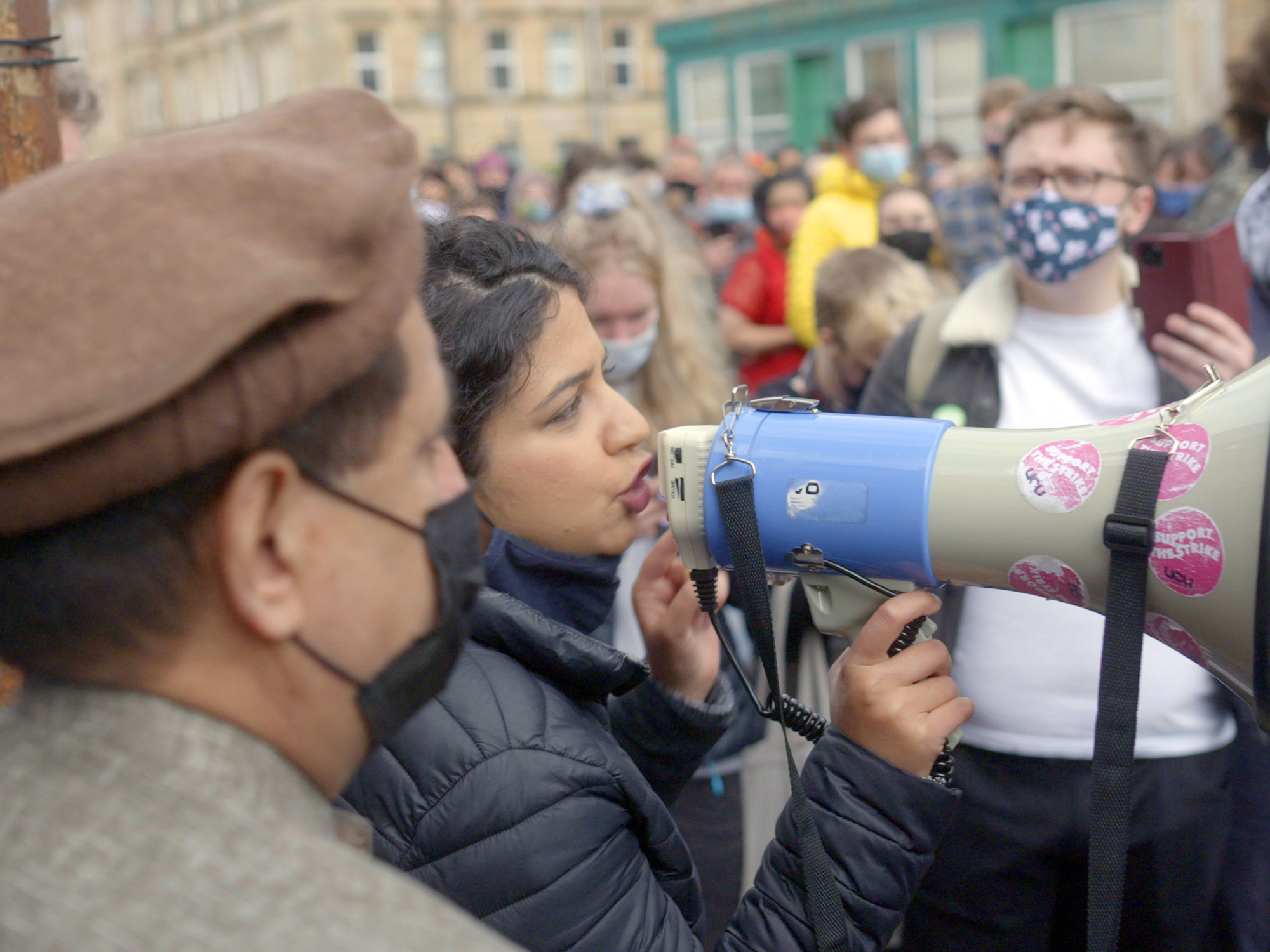 Everybody To Kenmure Street