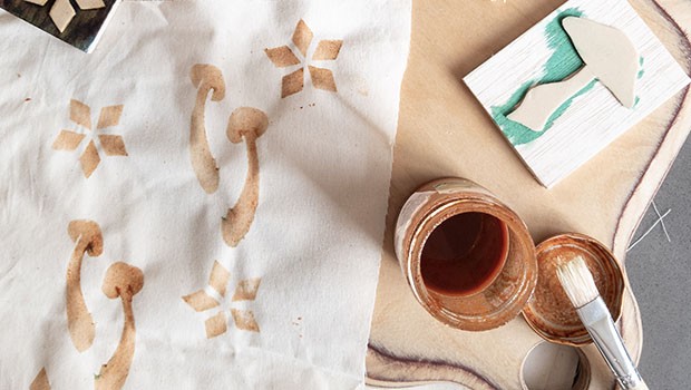 Do. Make. Mend: Make an Organic Hand Stamped Drawstring Bag