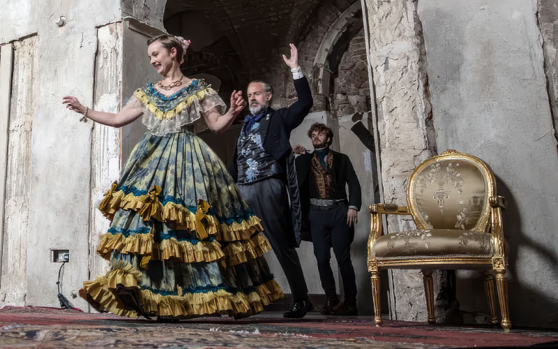 La Traviata | Opera Glassworks 